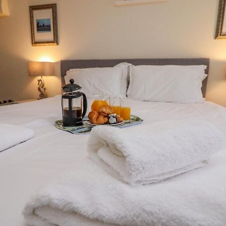 Grays Cottage Уитби Экстерьер фото