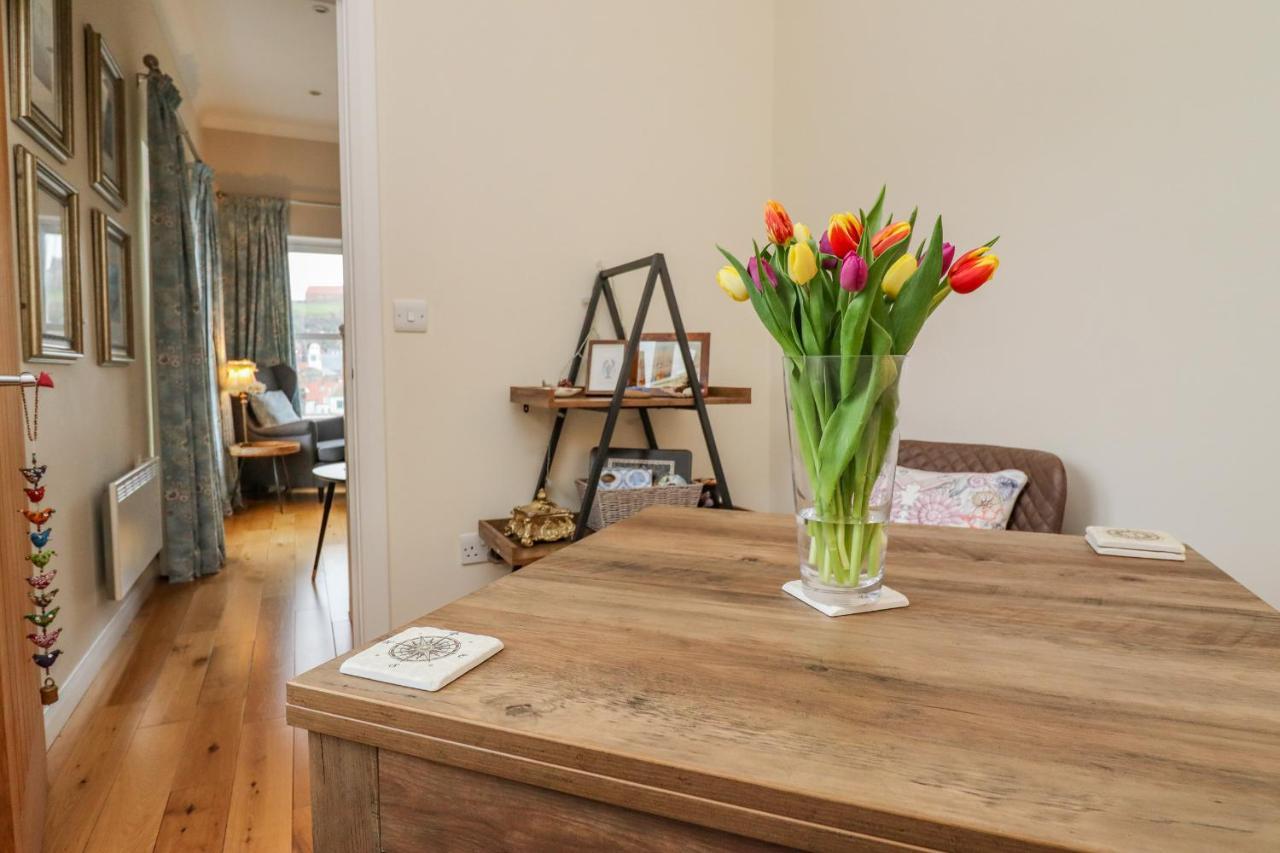 Grays Cottage Уитби Экстерьер фото