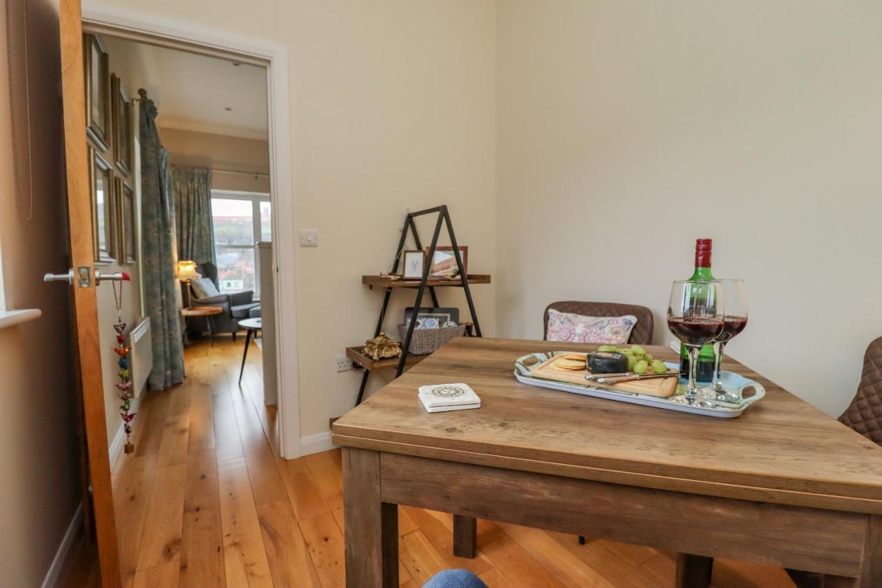 Grays Cottage Уитби Экстерьер фото