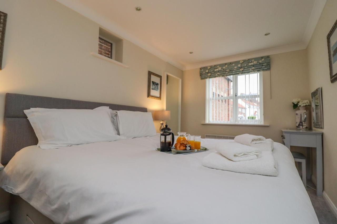 Grays Cottage Уитби Экстерьер фото
